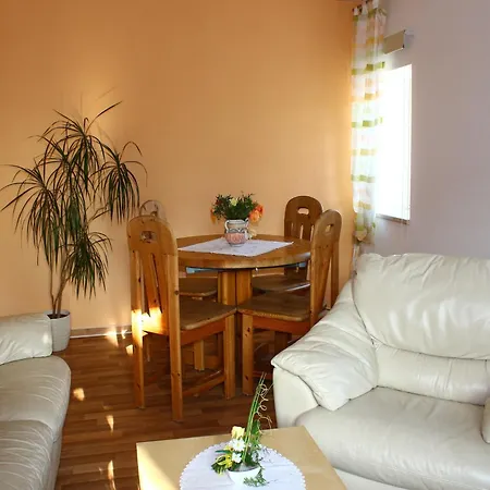 Cosy Apartment In Wei Ig With Garden Struppen Exterior foto